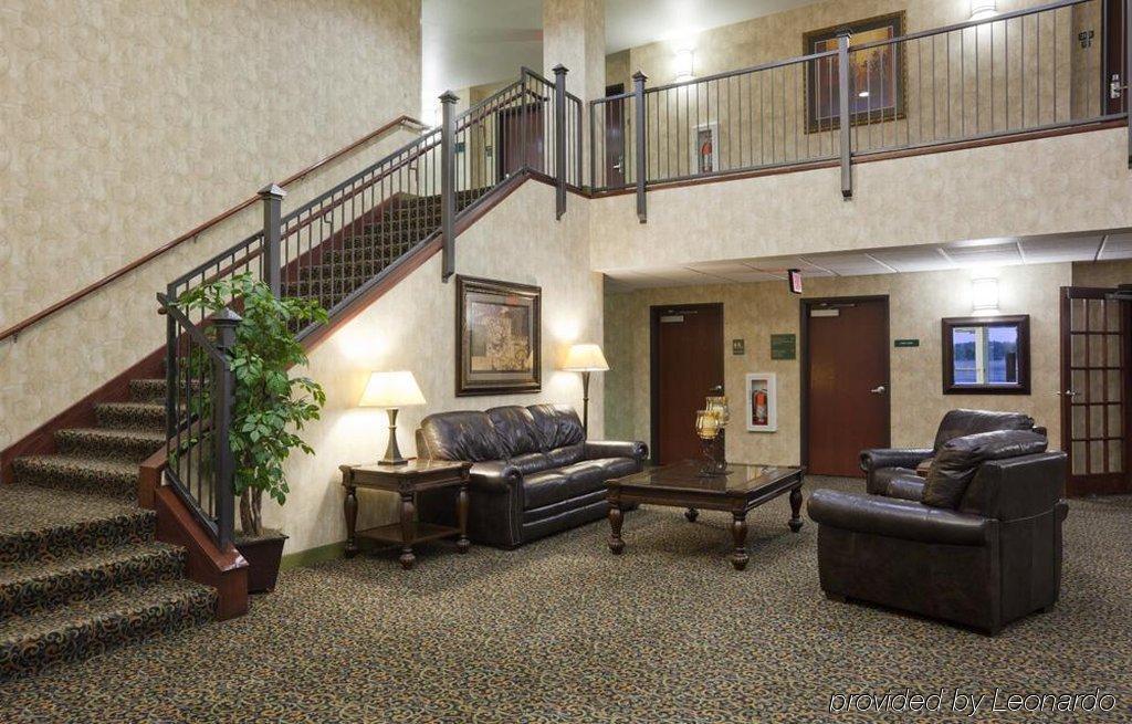 Becker Crossings By Grandstay Inn & Suites מראה חיצוני תמונה